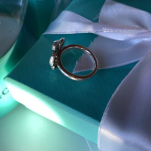 Tiffany & Co Flower Sterling Silver ring - Picture 2 of 6